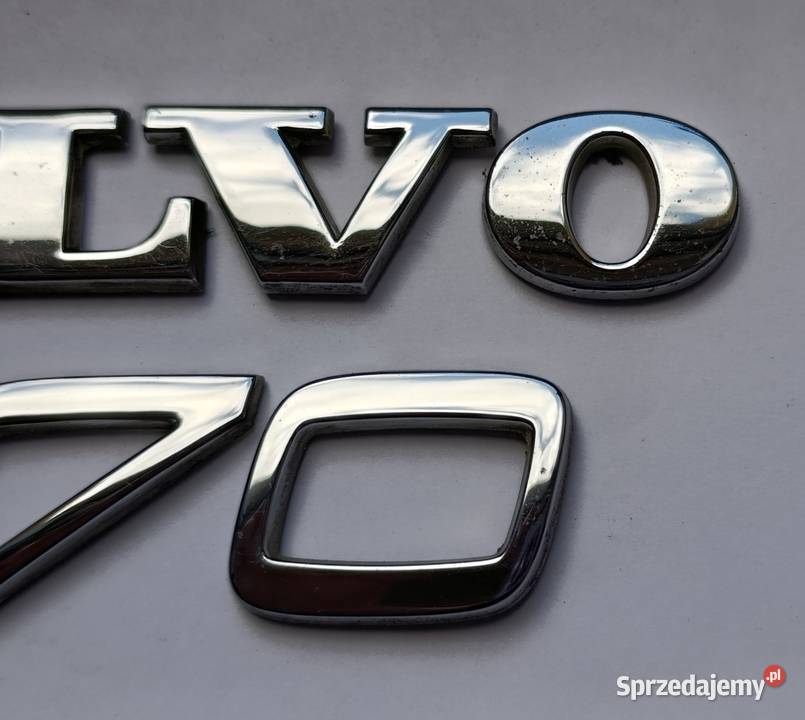 Napis emblemat Volvo V70 II 0007r Lipno