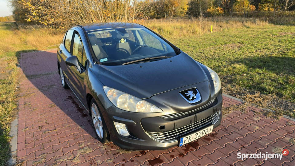 Peugeot 308 Lekko Uszkodzony Pali Jeżdzi 16 B T7 120KM sprzedam
