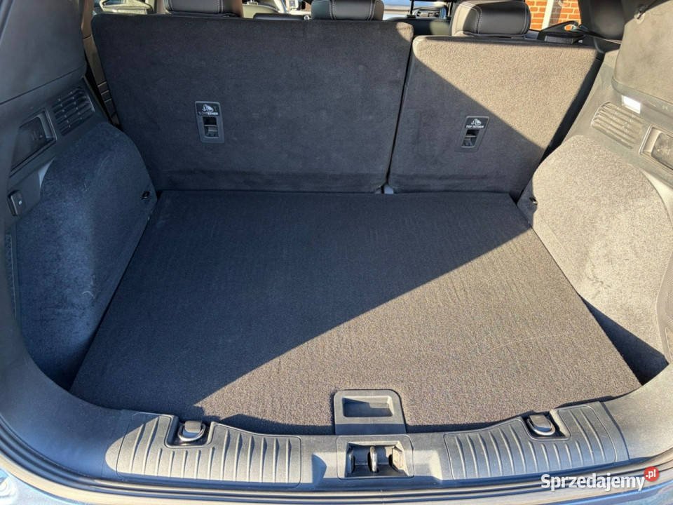 Ford Kuga III 2019 Sadlno