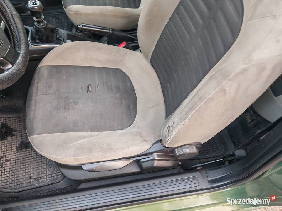 Fiat Grande Punto 14 75 2006 sprawny do poprawek sprzedam