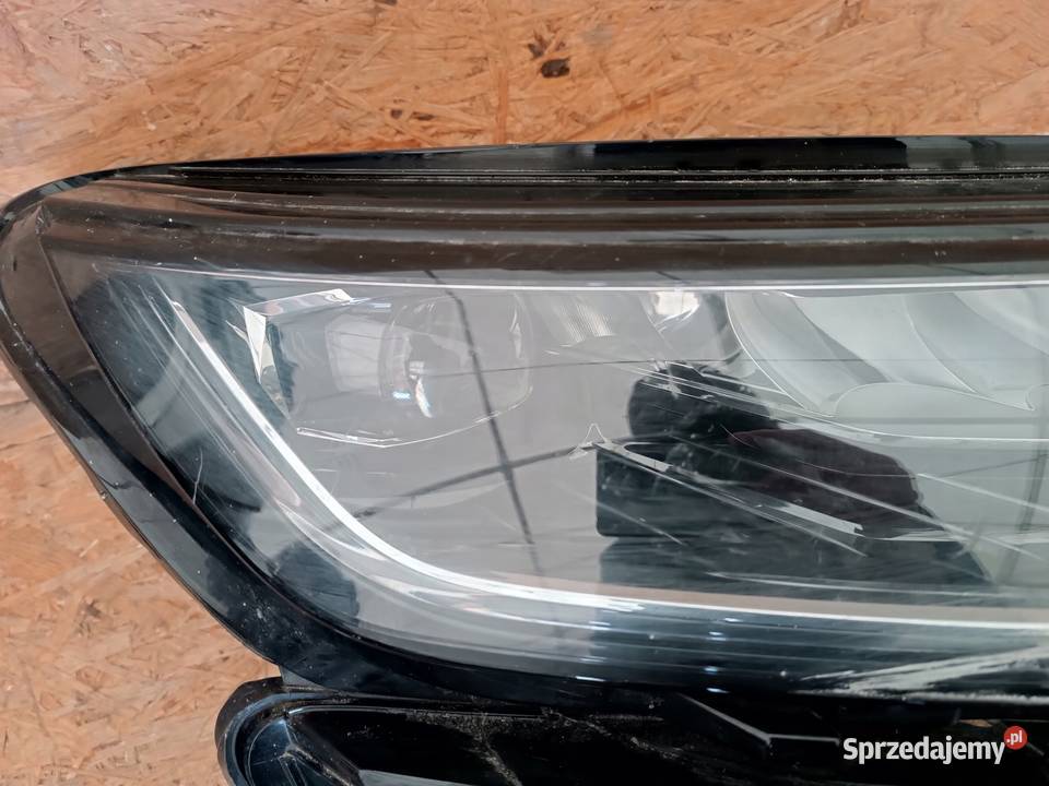 LAMPA REFLEKTOR PRAWY PRZÓD EU SKODA KODIAQ osobowe wielkopolskie Nowy Tomyśl