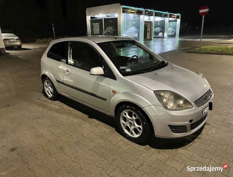 Ford Fiesta 125 2006r klima 2kpl opon Białystok