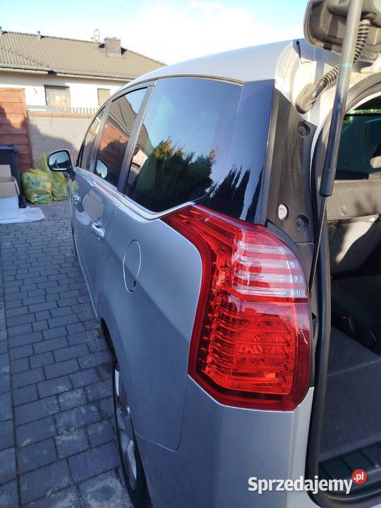 Sprzedam Peugeot 5008 16 HDi zamienie Samochody osobowe Dosin