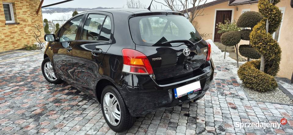 TOYOTA YARIS LIFT 5 DRZWI 1 WŁ 13 VVTi 101 6 centralny zamek Motoryzacja Tarnów