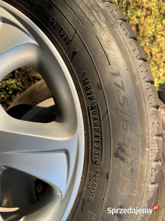 Opony z felgami aluminiowymi 14 Skoda Citygo pomorskie Tczew