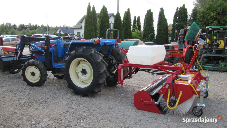 Zamiatarka walcowa z koszem 6002000 Kubota Węgrów sprzedam
