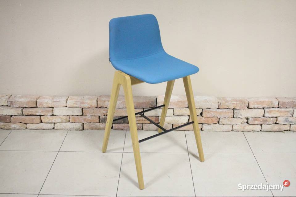 Piękne hokery Naughtone śląskie Góra