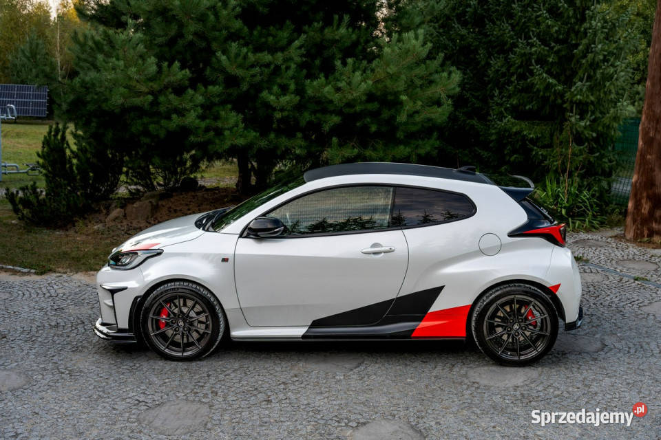 Toyota Yaris GRFour W2C 16 Turbo 261 Pakiet GR