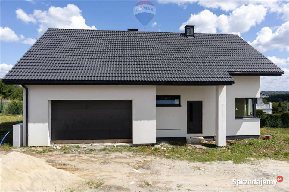 Nowoczesny dom z garażem dwustanowiskowym 800m2 Międzyrzecze Górne