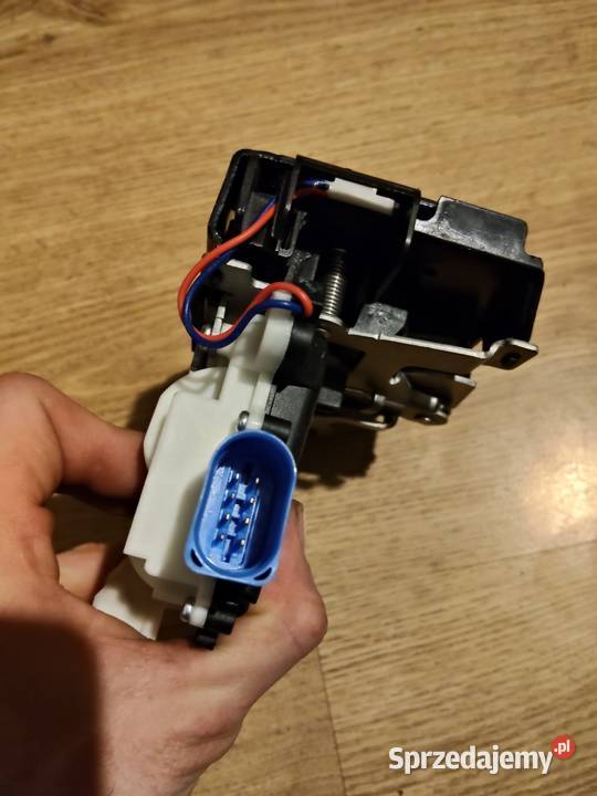 Zamek Drzwi Przednie Prawe strony pasażera Febi podkarpackie Jarosław