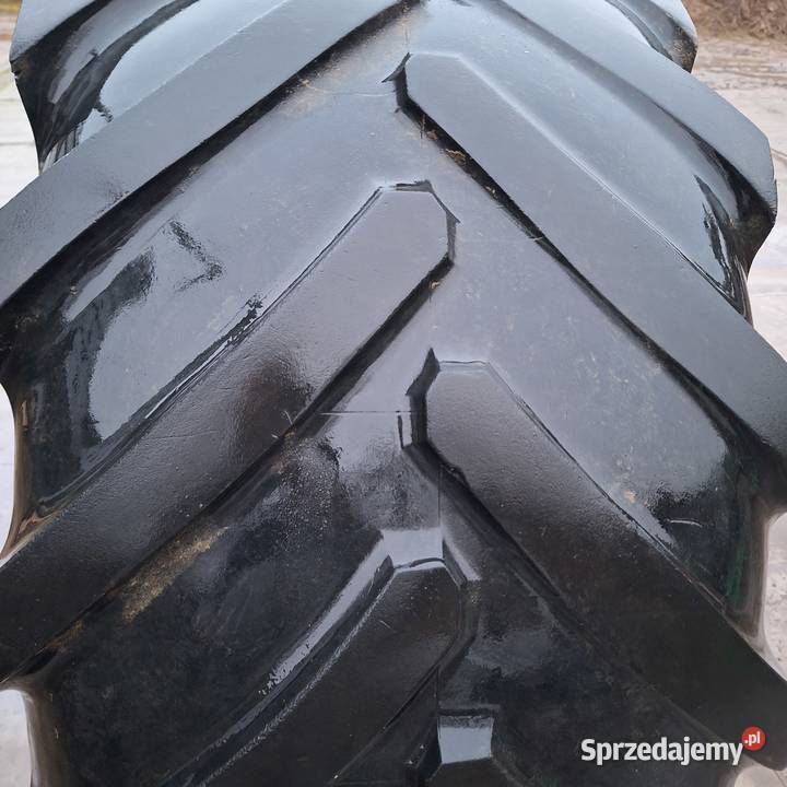 Koła R 28 65 600 fendt 700 800 Przód