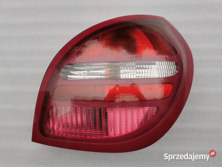 Lampa Prawy Tył Tylna Prawa Nissan Almera N16 Wyszków
