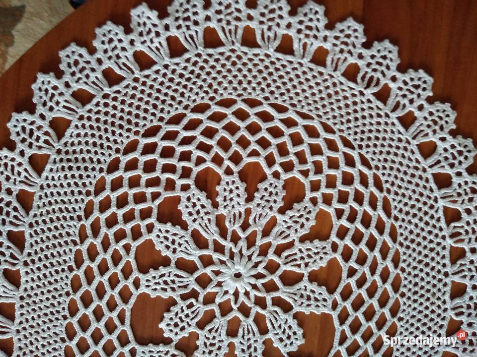 Bieżnik serweta prezent biały Obrusy i serwety śląskie Częstochowa