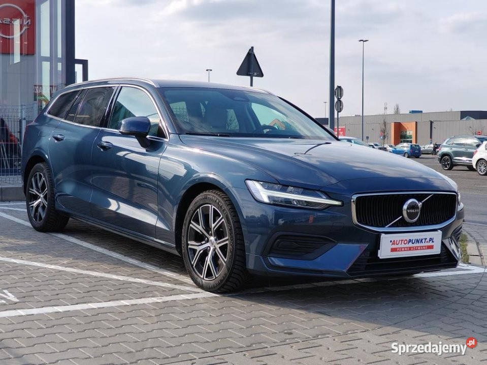 Volvo V60 2022r FV23 bezwypadkowy Skóra 1969cm3 Poznań