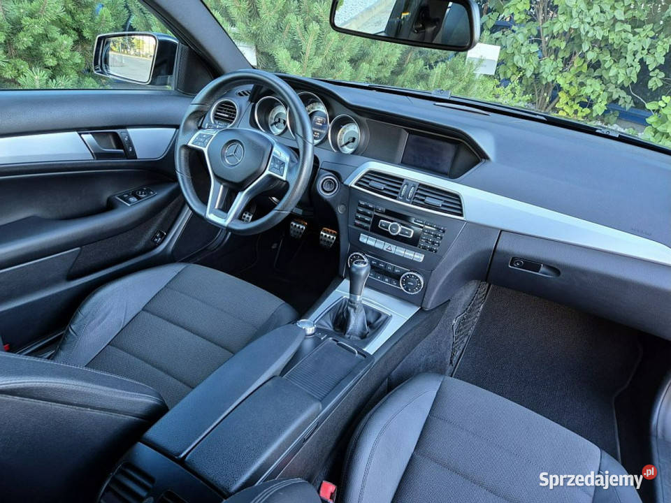 Mercedes C 180 GWARANCJA manual benzyna zadbany Mercedes-Benz mazowieckie Warszawa