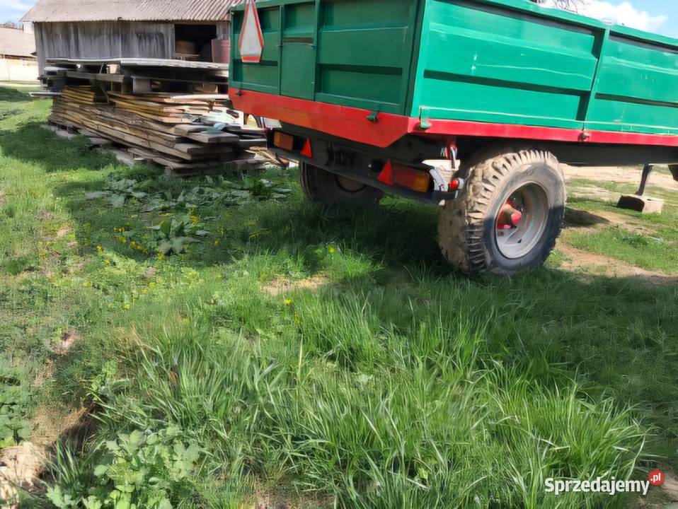 Przyczepa jedno osiową wywrotka Przyczepy rolnicze Szczebrzeszyn
