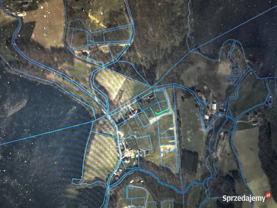 Działka między jeziorami Osuszyńskim i Chmielno