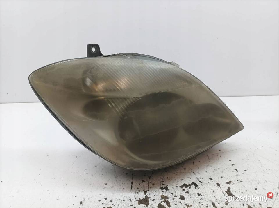 LAMPA PRZÓD PRAWA EU MercedesBenz Sprinter II