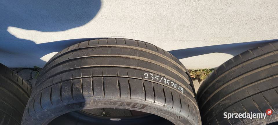 Opony Michelin Pilot Sport 4 23535ZR19 Ładne 19cale
