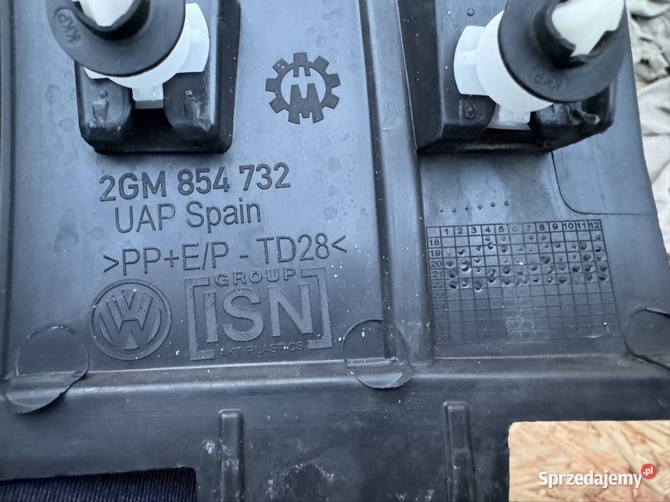 Listwa błotnika przód prawa rh Volkswagen tcross osobowe Sieraków
