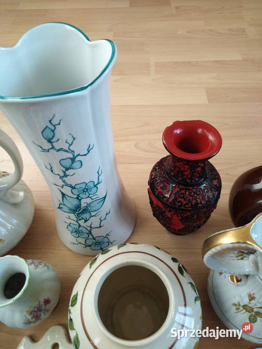 Ceramika z okresu PRL użytkowa i ozdobna Lębork