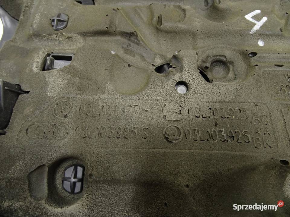 OSŁONA POKRYWA SILNIKA GÓRNA 20 TDI 03L103925BK małopolskie