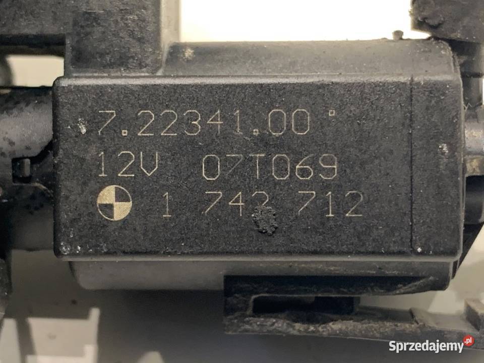 ZAWÓR PODCIŚNIENIA BMW E61 20 163 72234100 osobowe