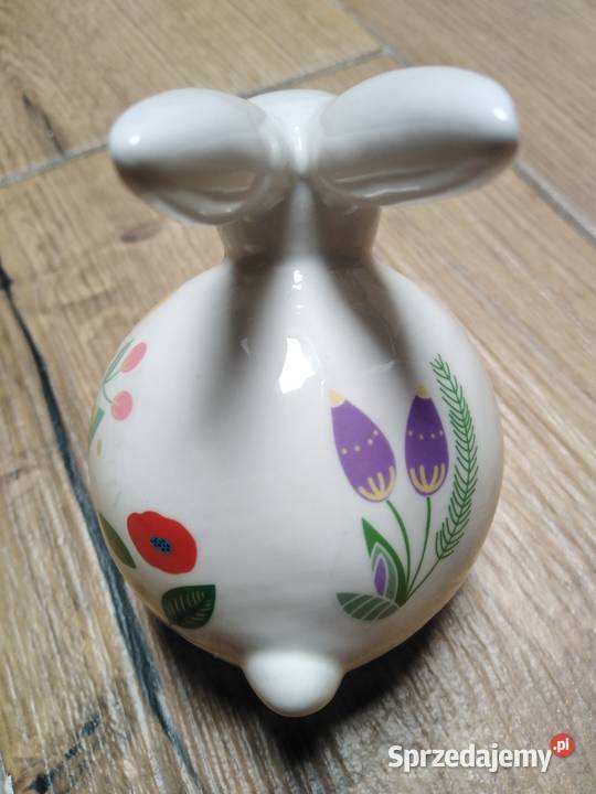 Wielkanocny zajączek figurka w kwiaty Wielkanoc Nowa Karczma