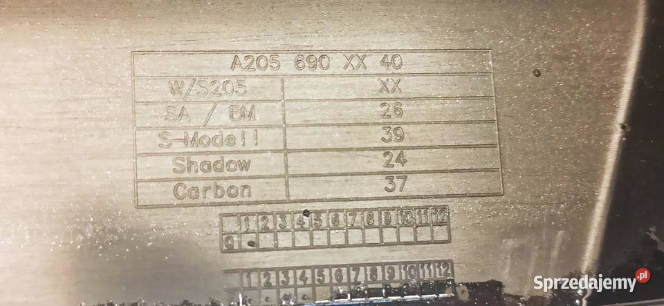 MERCEDES W205 PRÓG LISTWA PROGOWA PRAWA 197 sprzedam