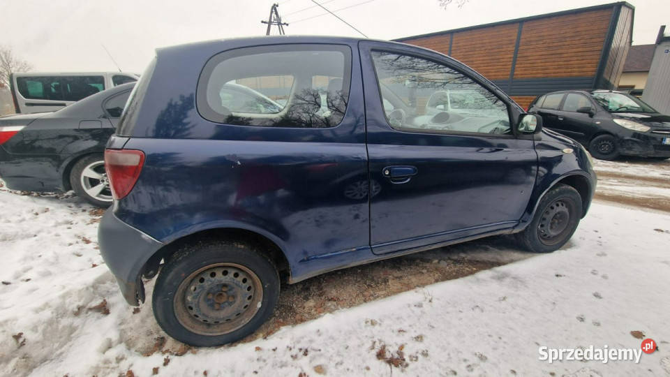 Toyota Yaris 10 2001r Salon Wspomaganie Radio I Pabianice
