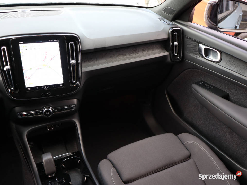 Volvo XC40 Recharge Twin Motor klimatyzacja Piaseczno