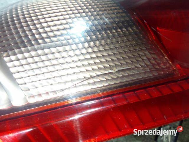 LAMPA PRAWA TYLNA TYŁ NISSAN XTRAIL T30 EUROPA