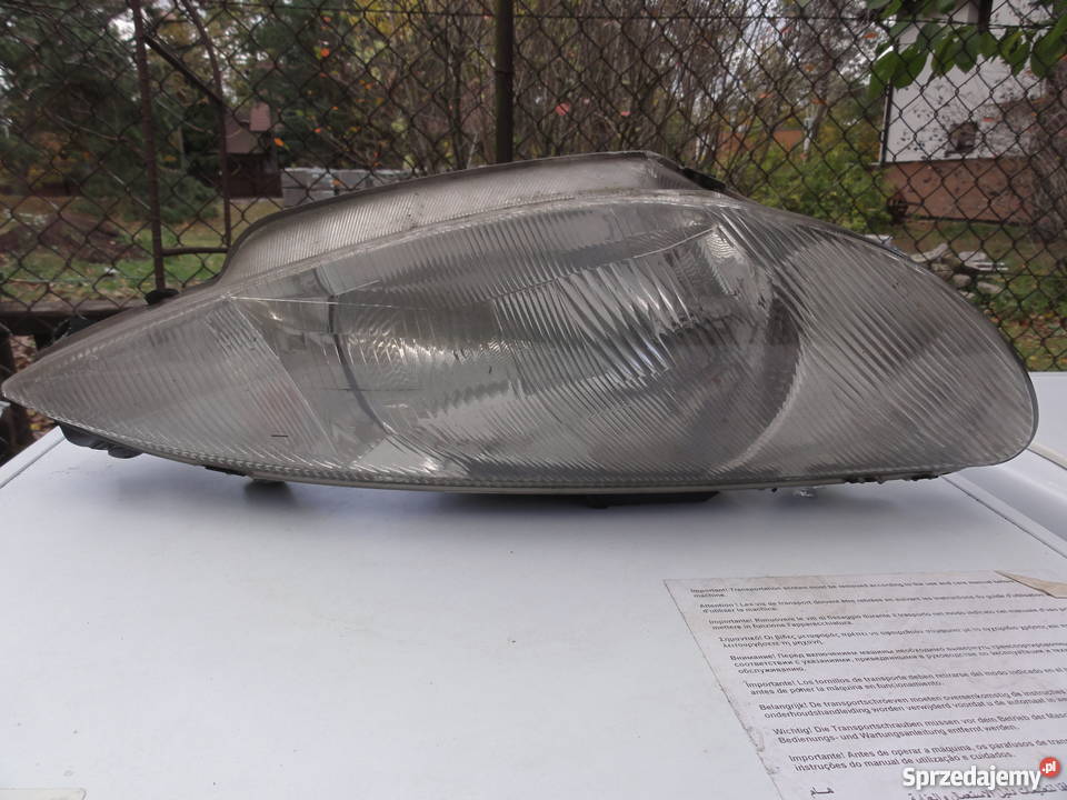 Peugeot 206 derzak przód kolor EKO reflektor Warszawa