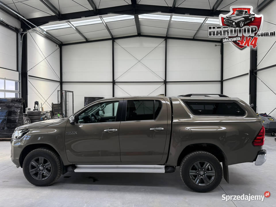 Zabudowa Toyota Hilux HARDTOP na pakę 2016 Szyby