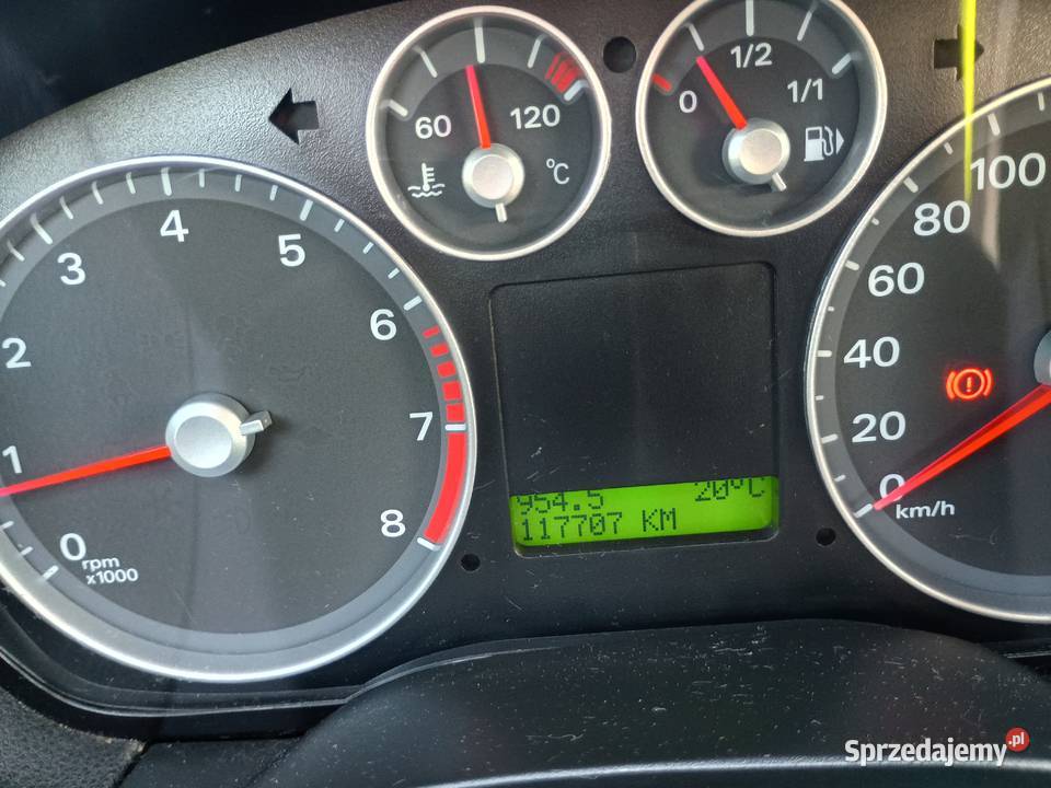 Ford Focus 16 benzyna 118000 105KM Sanok sprzedam