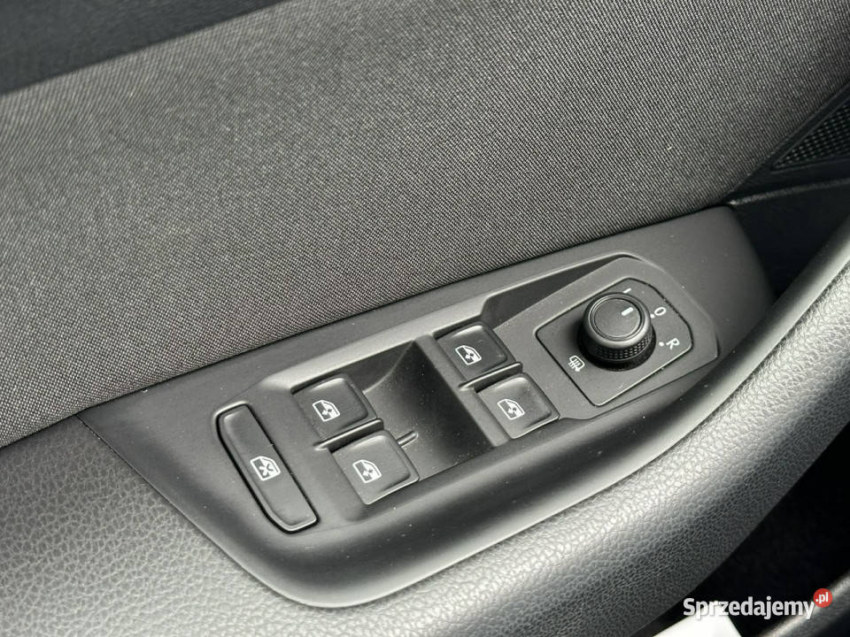 Volkswagen Passat 20 TDI 150 2020 70 ACC Lane elektrochrom. lusterka boczne Wojkowice