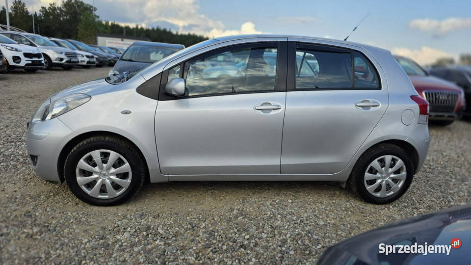 Toyota Yaris klima salon polska super stan II Lębork