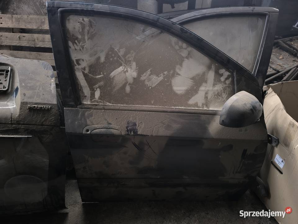 Hyundai getz tylne drzwi przednie drzwi i tylna osobowe Tomaszkowo