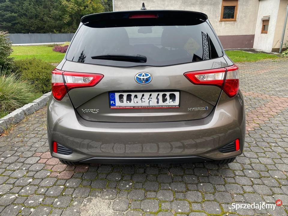 Toyota Yaris 15 benzyna HYBRYDA 116 2020r Opole