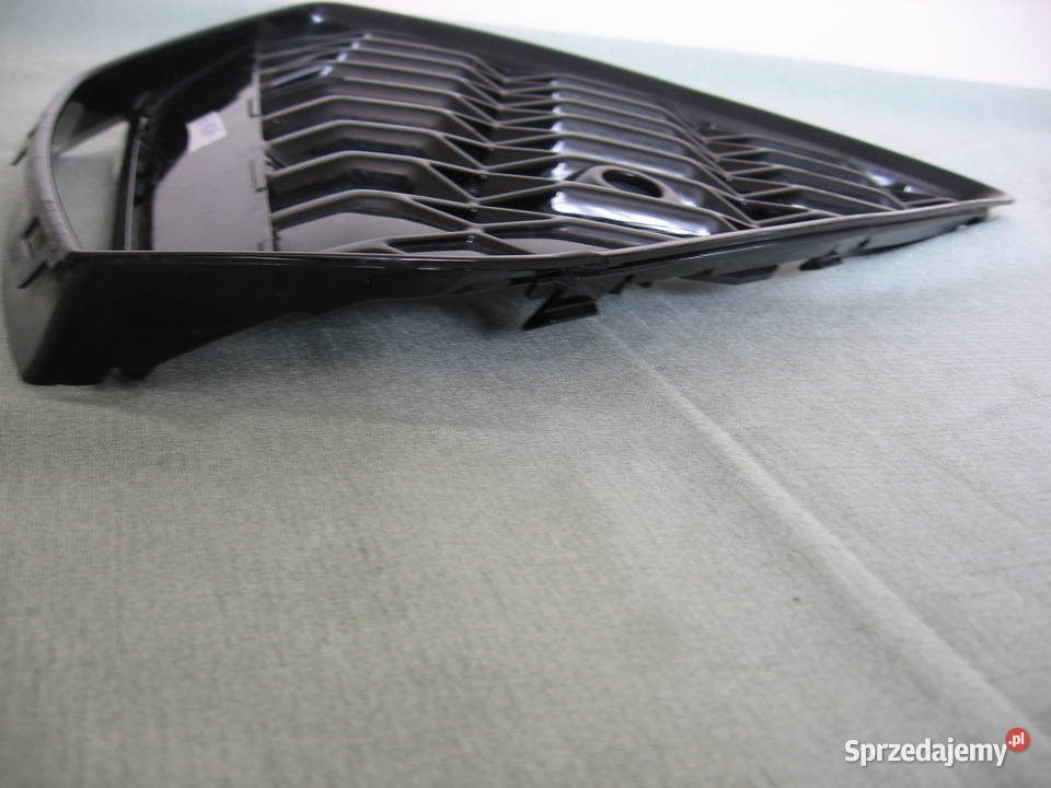 4K8807681D AUDI RS6 RS7 Kratka zderzaka
