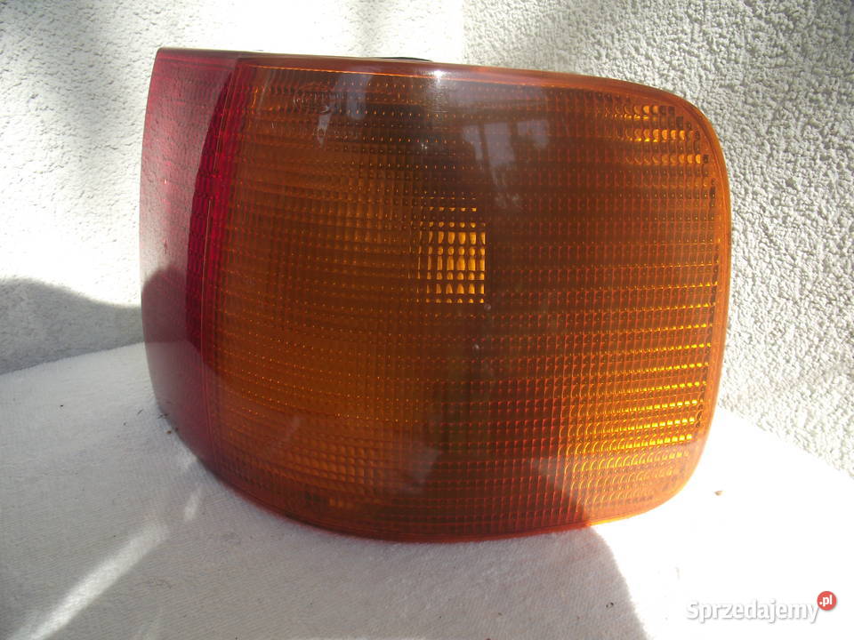 Lampa tylna prawa Audi 100 C4 Oryginał osobowe Lampy tylne dolnośląskie Wrocław