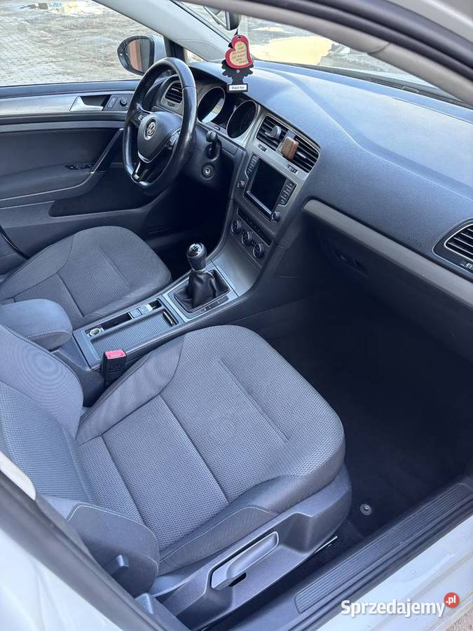 ma na sprzedaż Golfa 7 16 tdi 110 2015r wielkopolskie Leszno