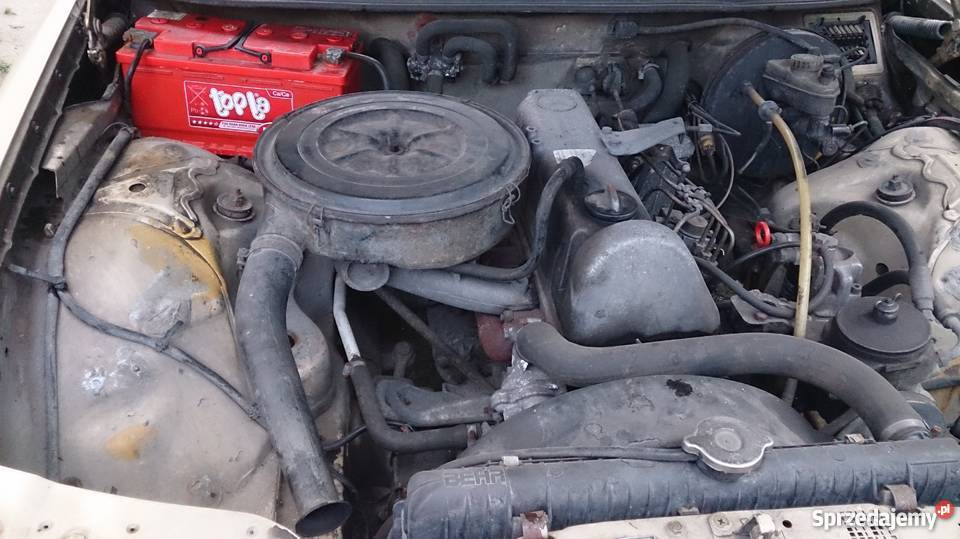 Mercedesa 123 pojemność 240D radio / CD W123