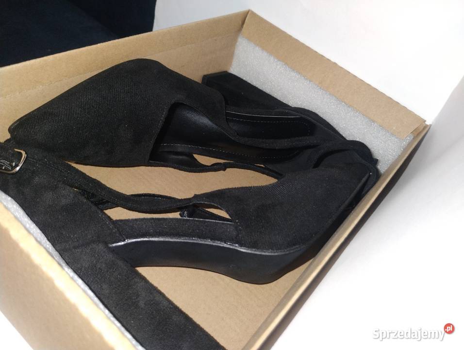 Damskie buty na obcasie Złotoryja