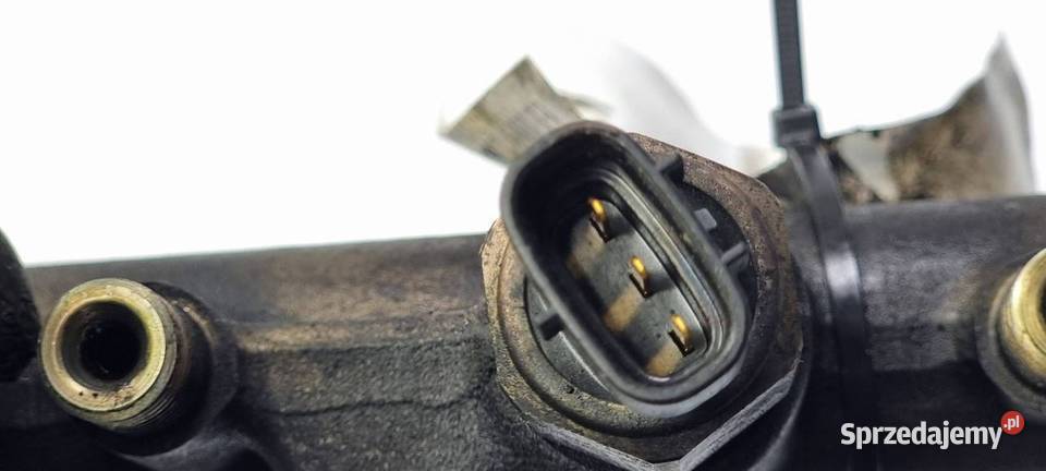 LISTWA WTRYSKOWA MAZDA 6 osobowe Lipno