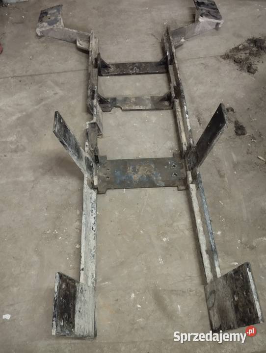 Zabudowa rama leśna spodu ciągnika Valtra Valmet Stąporków