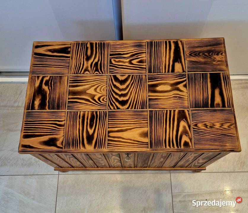 Skrzynia kufer z drewna opalanego Bydgoszcz