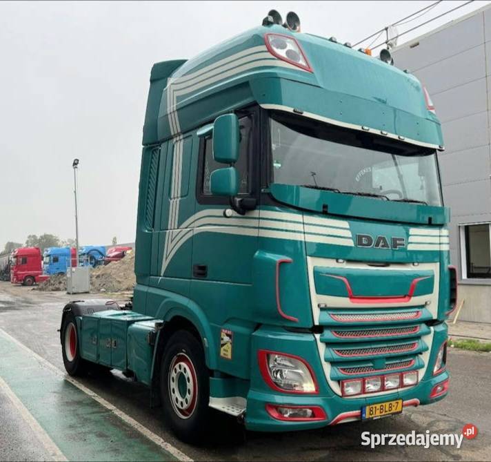 Ciagnik siodlowy Daf XF8 Rok produkcji 2015 Samochody ciężarowe Warszawa