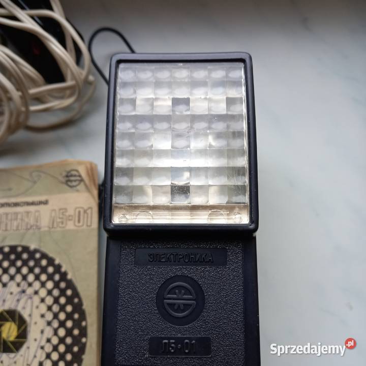 Aparat Zenit 12 XP lampa błyskowa