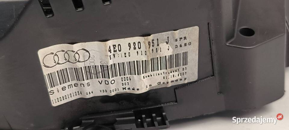 LICZNIK ZEGAR AUDI A8 D3 4E0920951J Lipno